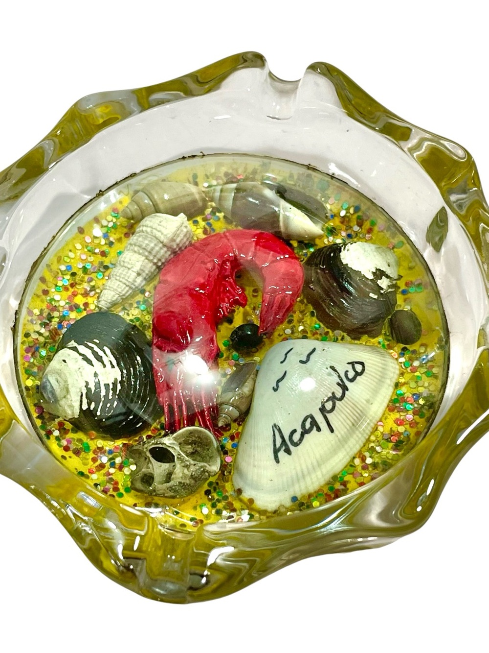 Vintage 1970s Lucite Ashtray Acapulco Mexican Tropical Souvenir Seashells Shrimp